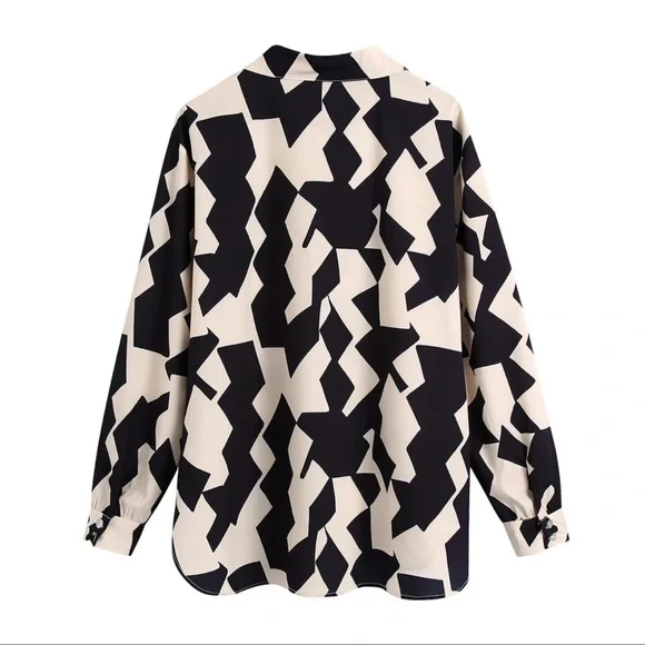 Geometric Print Shirt - Picture 4 of 5